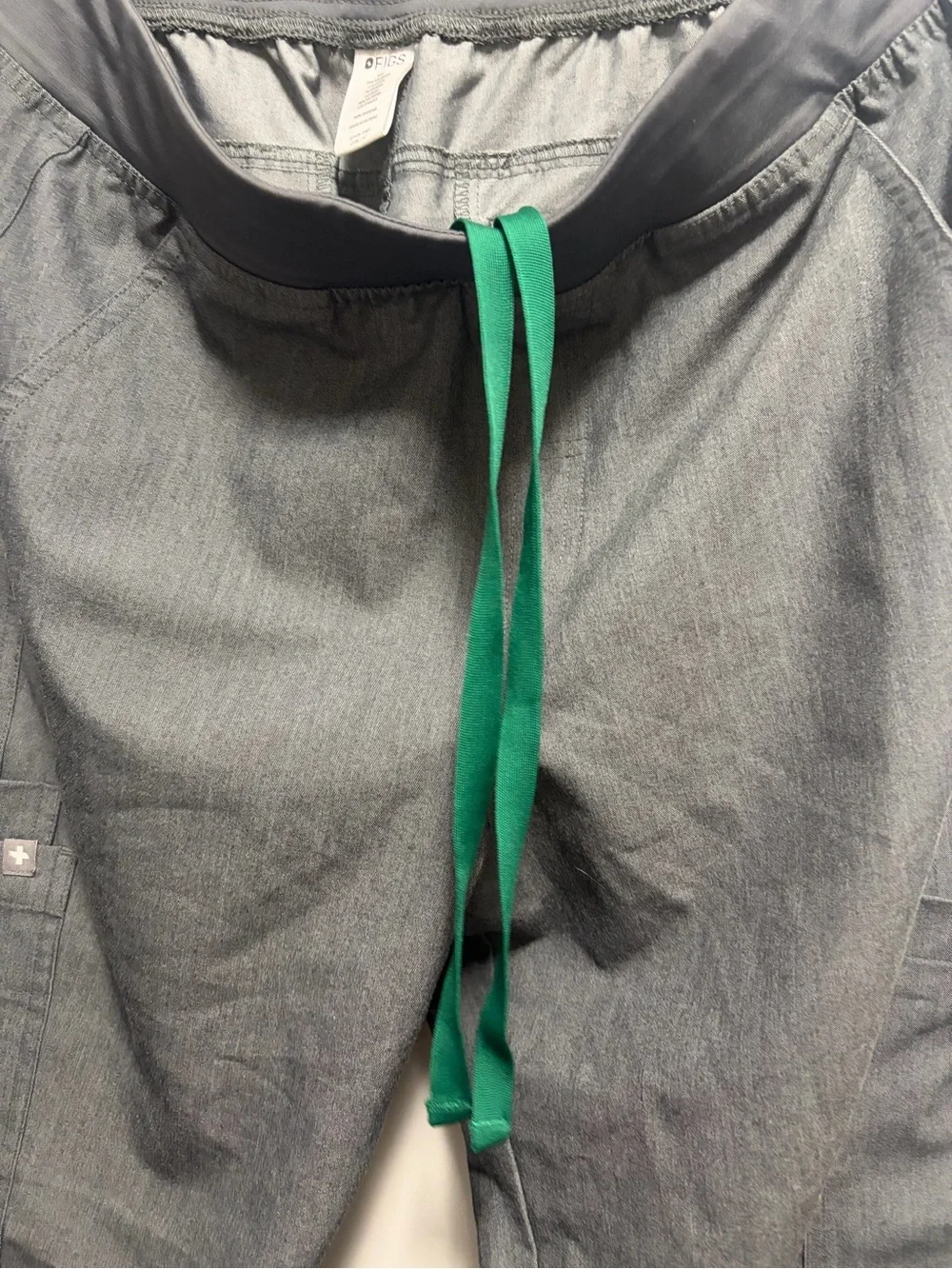 Figs Mens Axim Cargo Scrub Pants Gray Heathered Green Drawstring Size Medium
